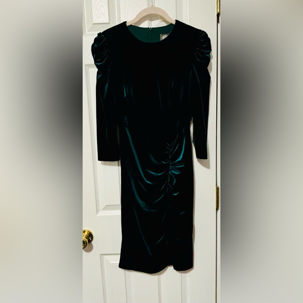 *CLEARANCE* NWT VINCE CAMUTO SZ 0 EMERALD Velvet Ruched Bodycon Zip Back Dress